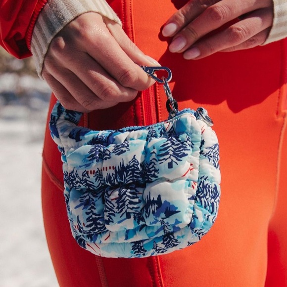 Free People Printed Micro Pouch - NWT - Picture 2 of 9